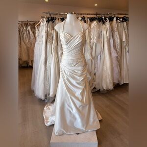 Alfred Angelo Cream Wedding Dress